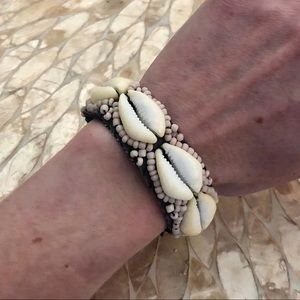 Shell and Bead Bracelet